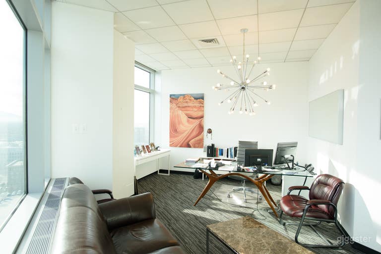  Meeting Spaces with Downtown Skyline 