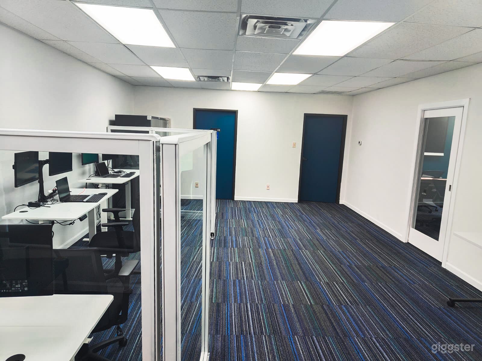 Spacious Training and Meeting Space Photo 3