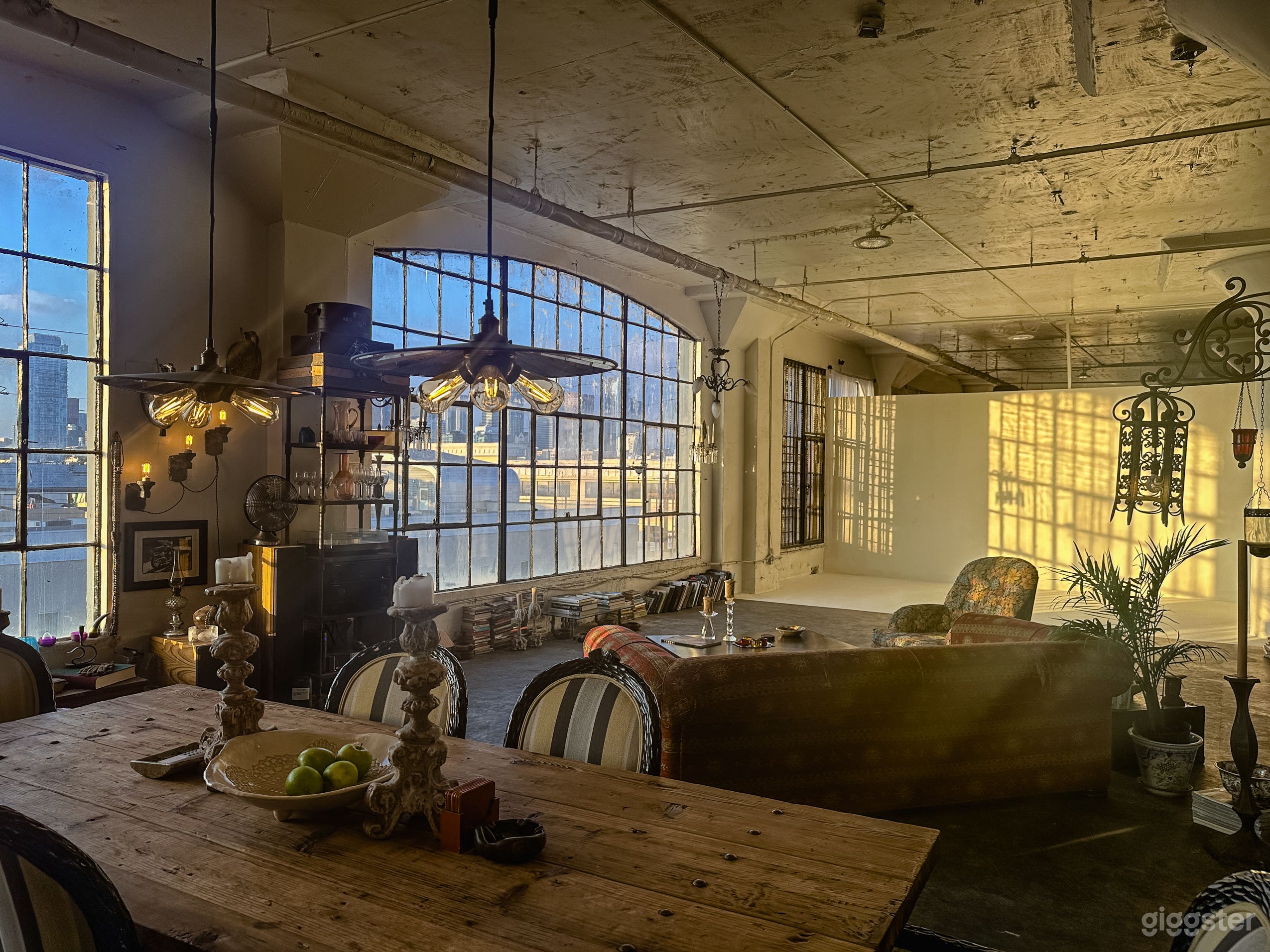 DTLA Loft Film Location & Photo Studio with 12-Foot Ceilings Photo 1