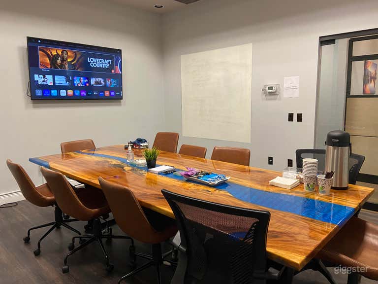  Orlando Conference Room 