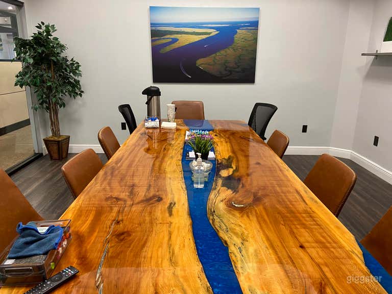  Orlando Conference Room 