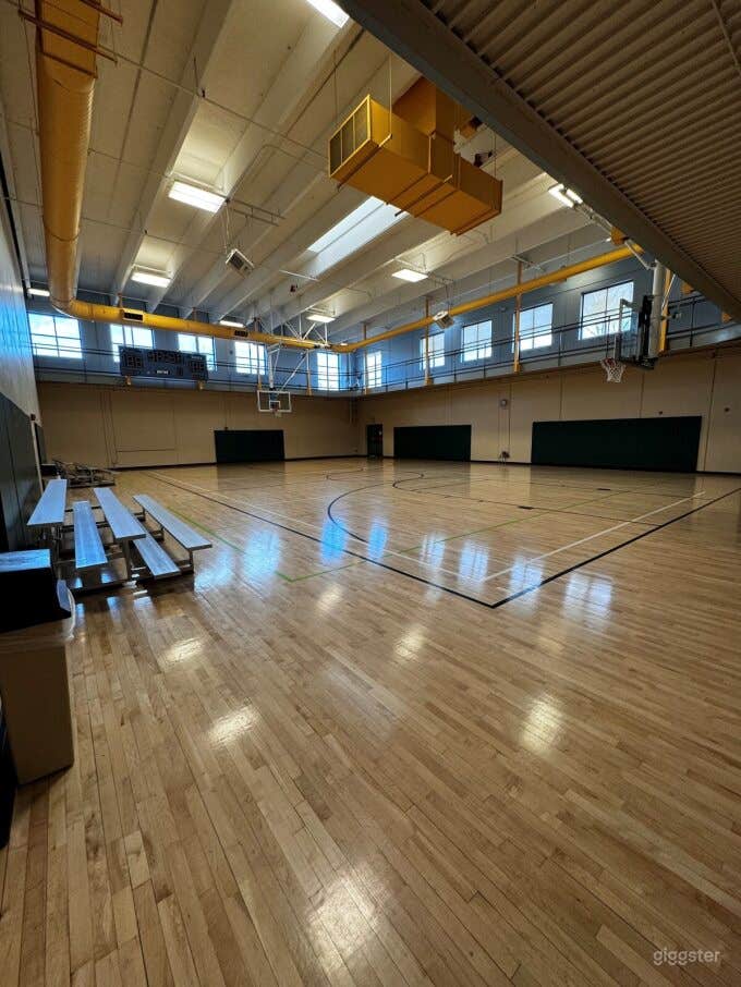 Auxiliary Gym/Basketball Court Photo 2