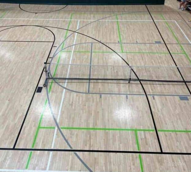 Auxiliary Gym/Basketball Court Photo 4