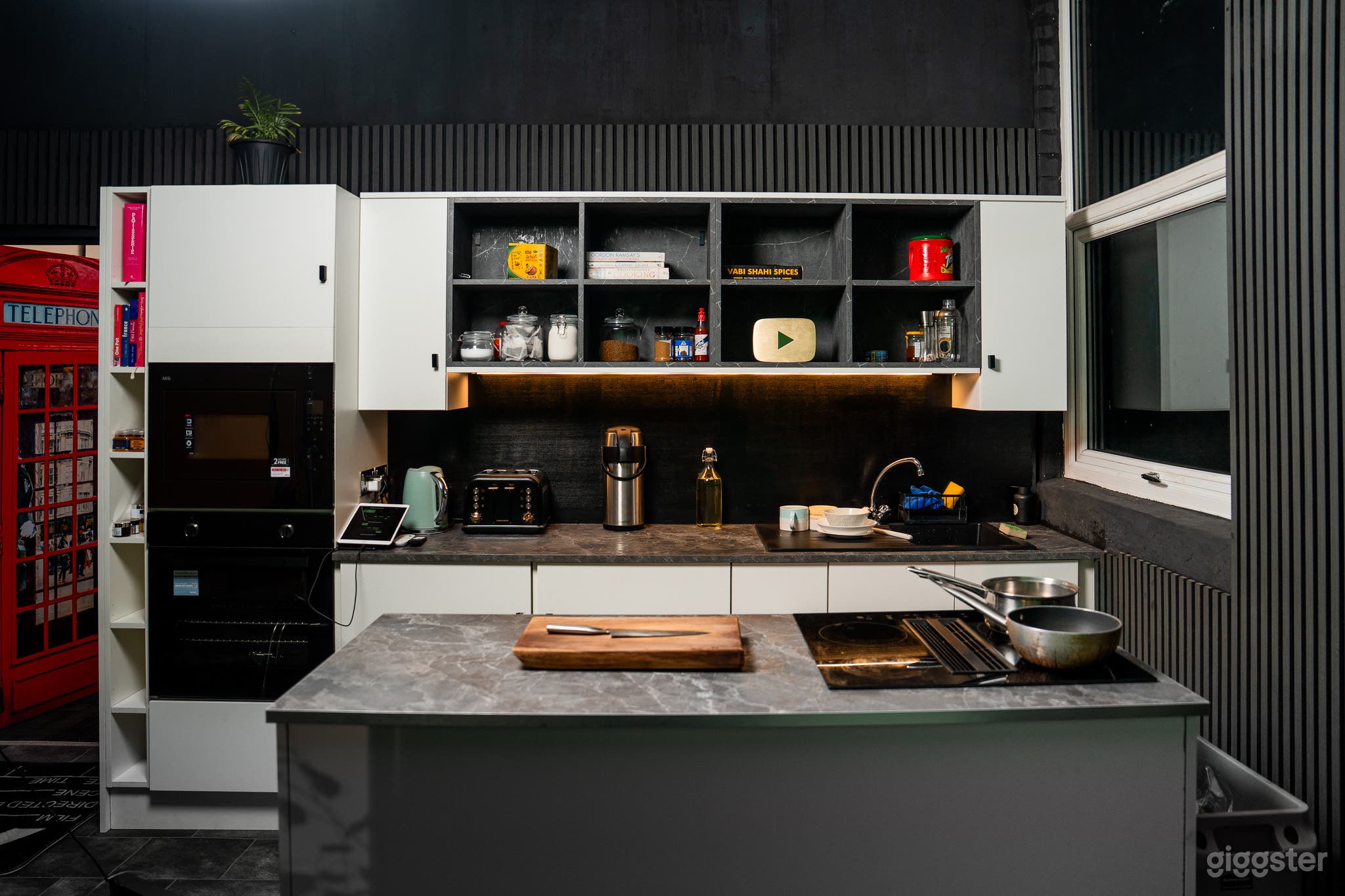 Professional Podcast, Video & Photography Studio, Birmingham Photo 4