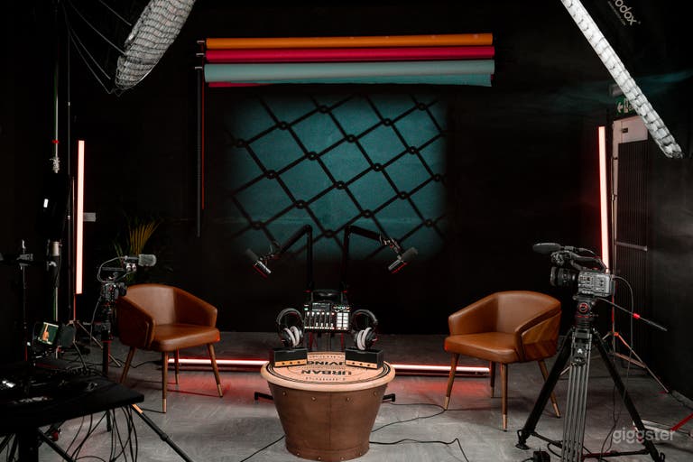  Podcast Studio Rental in Birmingham | Video option available 