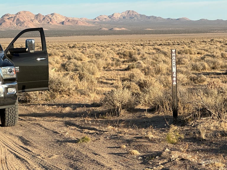  Scenic Desert Location / 40 Acres In Mojave Desert 