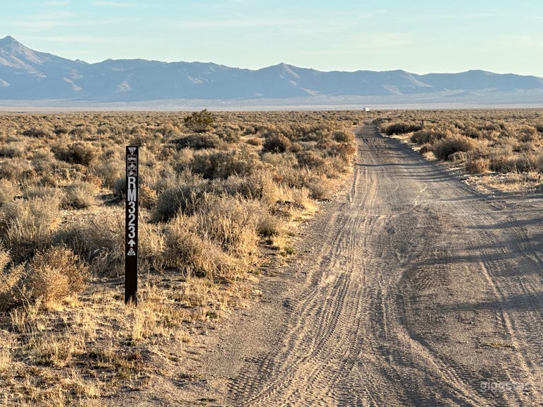  Scenic Desert Location / 40 Acres In Mojave Desert 