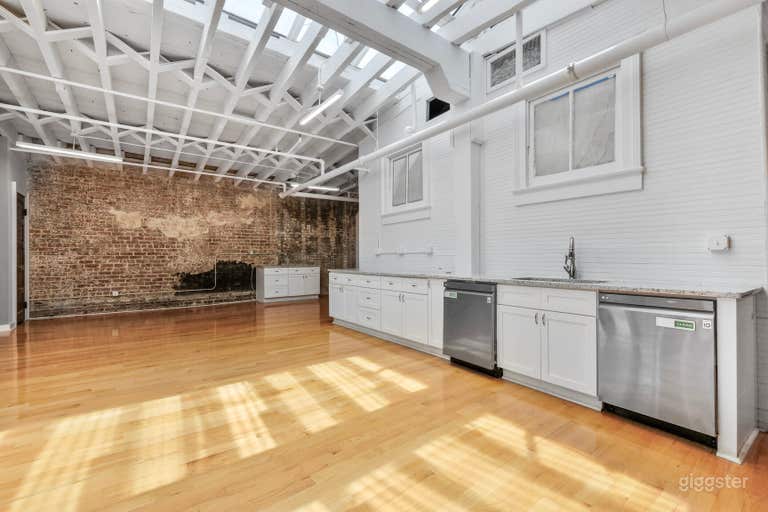  Elegant Magazine Street Event Flex space / Art Gallery 