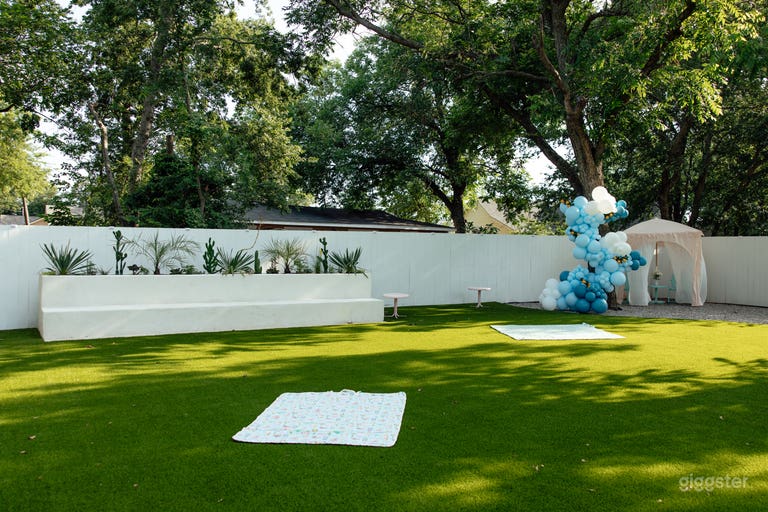  Indoor + Outdoor, Multi- Room + Backyard, Studio + Events 