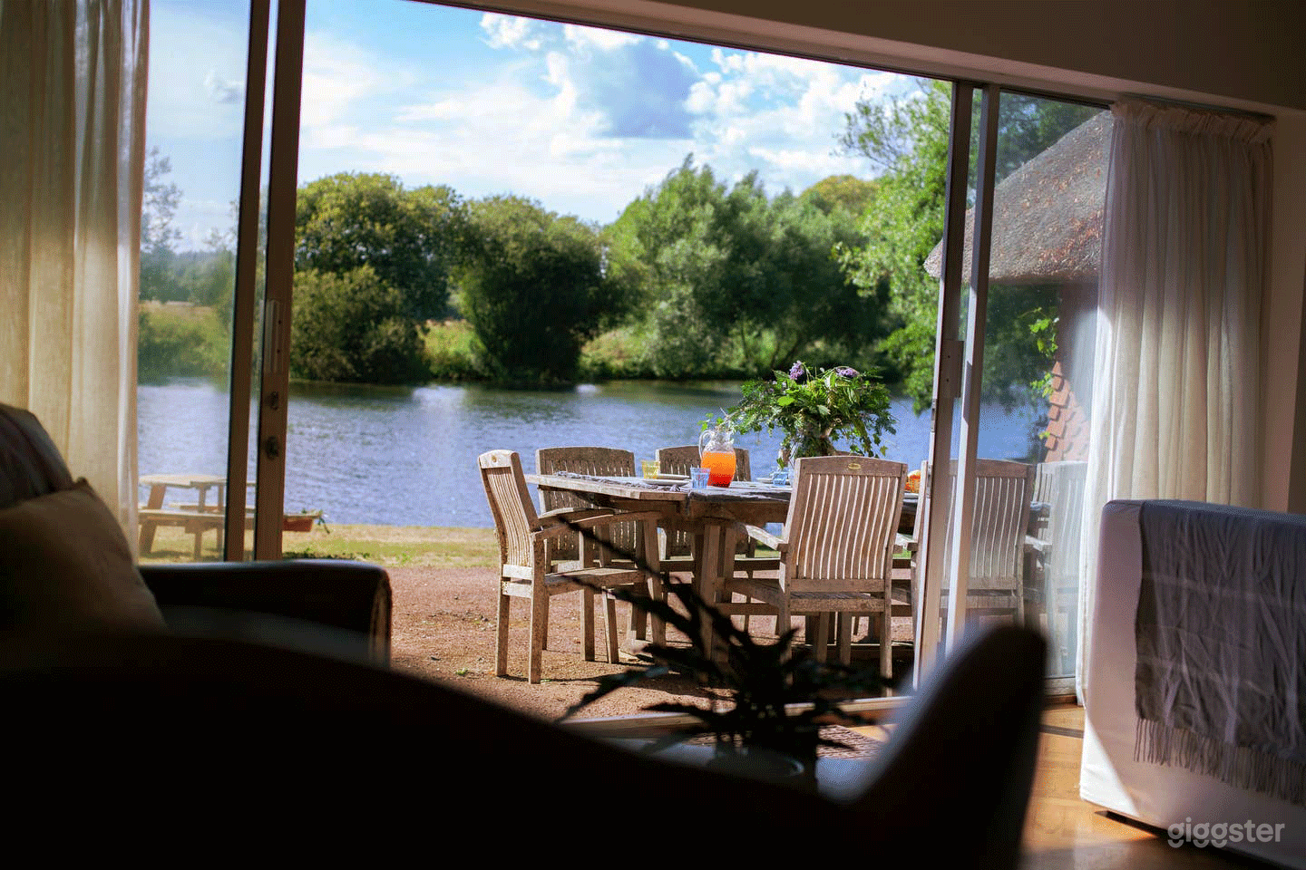 5 Bedroom House &amp; Tennis Court on a Private Island Photo 2