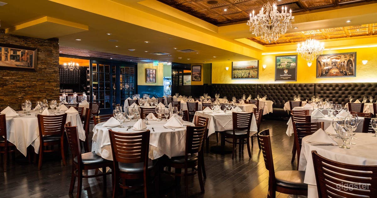 Main Dining Hall with Opulant Interiors Photo 2