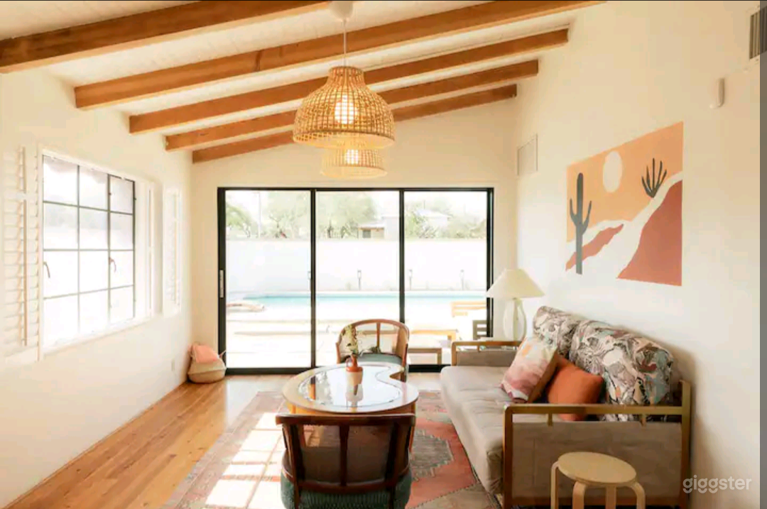 Private Spacious Retreat w/Pool &amp; HT Photo 2