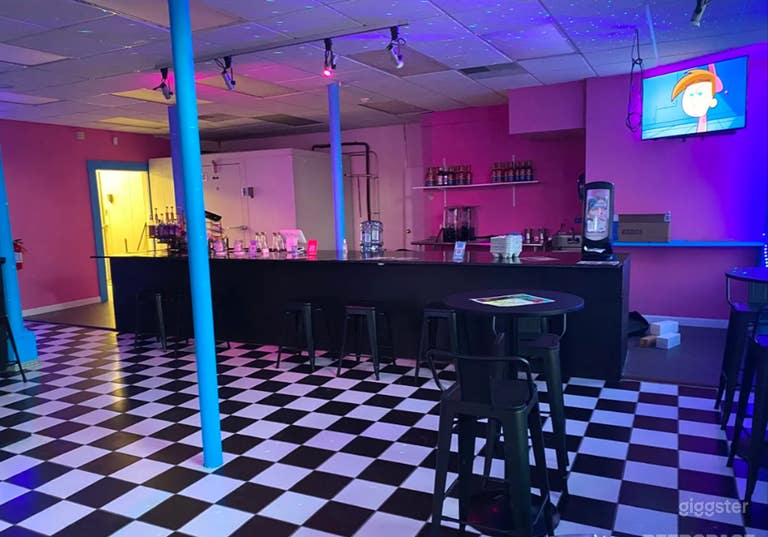  Virtual Reality Arcade and Bar 