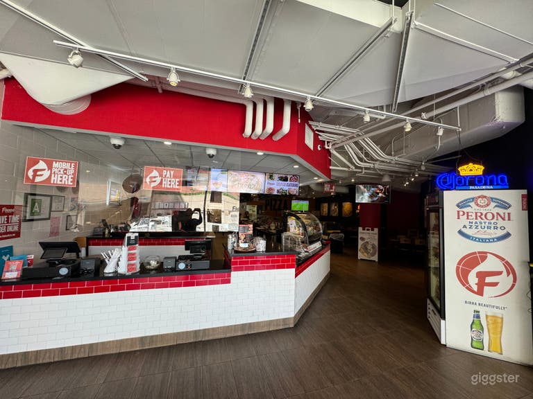  Italian restaurant pizzeria  