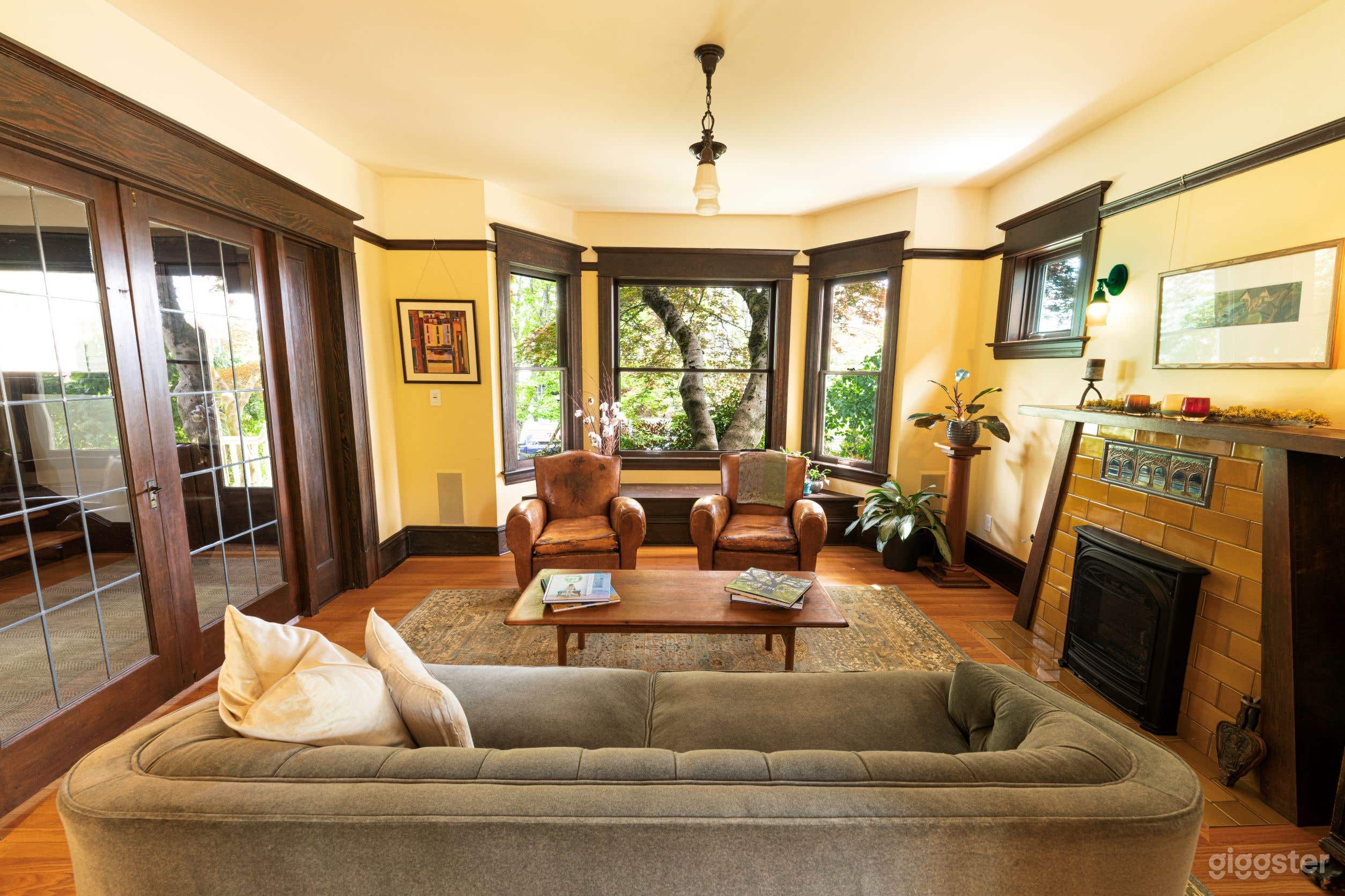 Gorgeous classic 1906 home