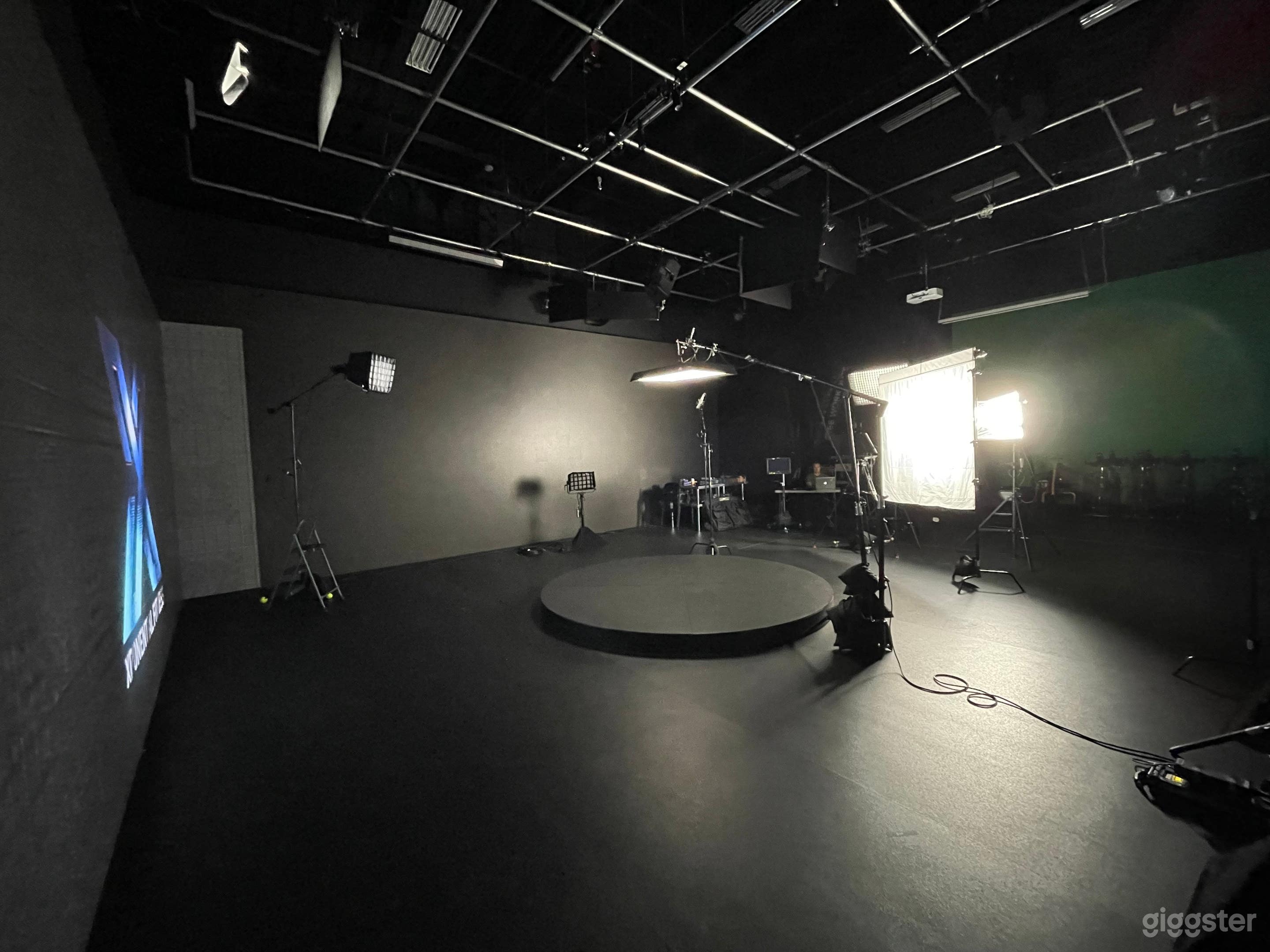 Large Studio Space in Orange County with LED Walls Photo 4