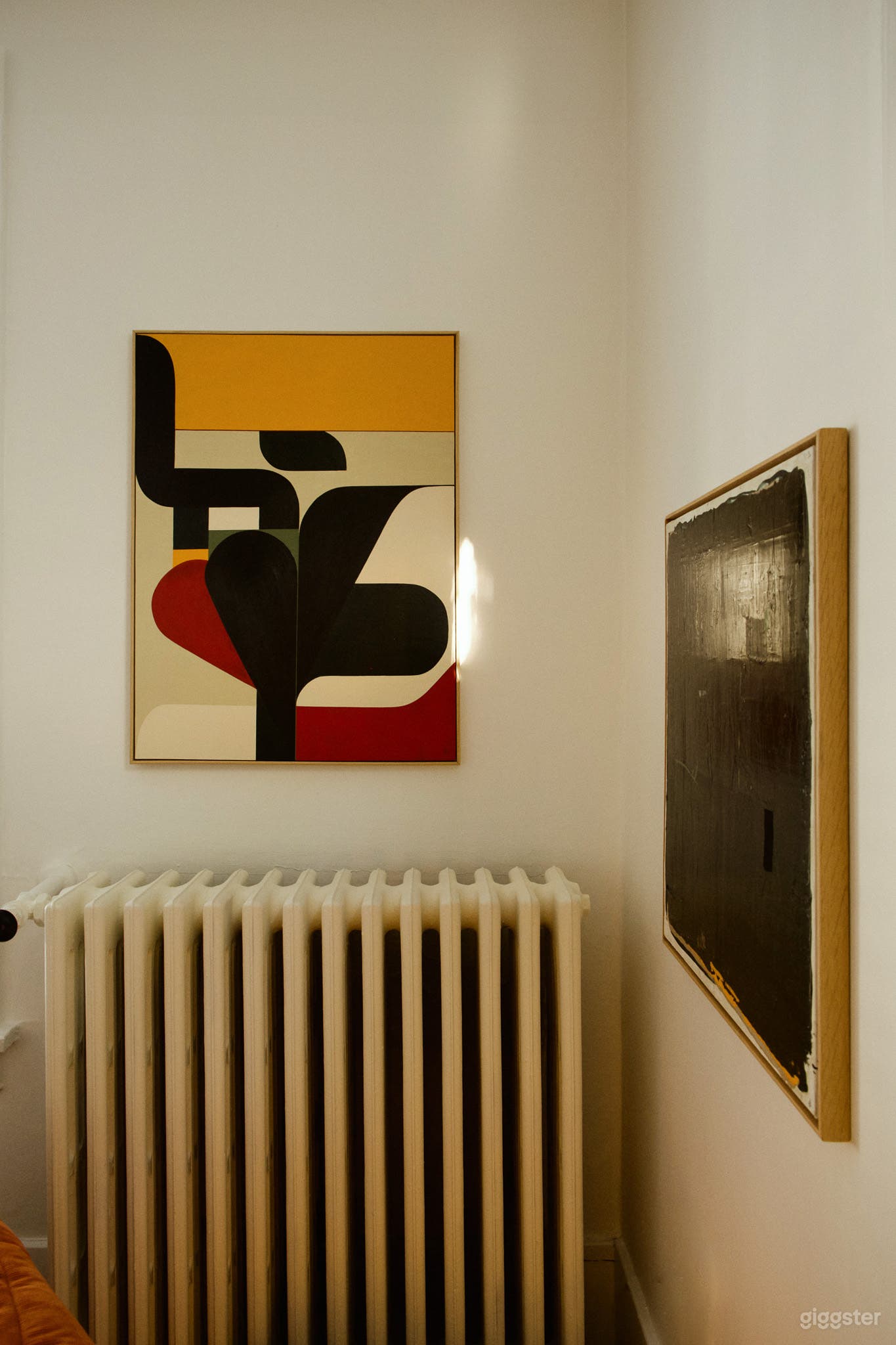 BauHaus inspired Apartment Studio Photo 3