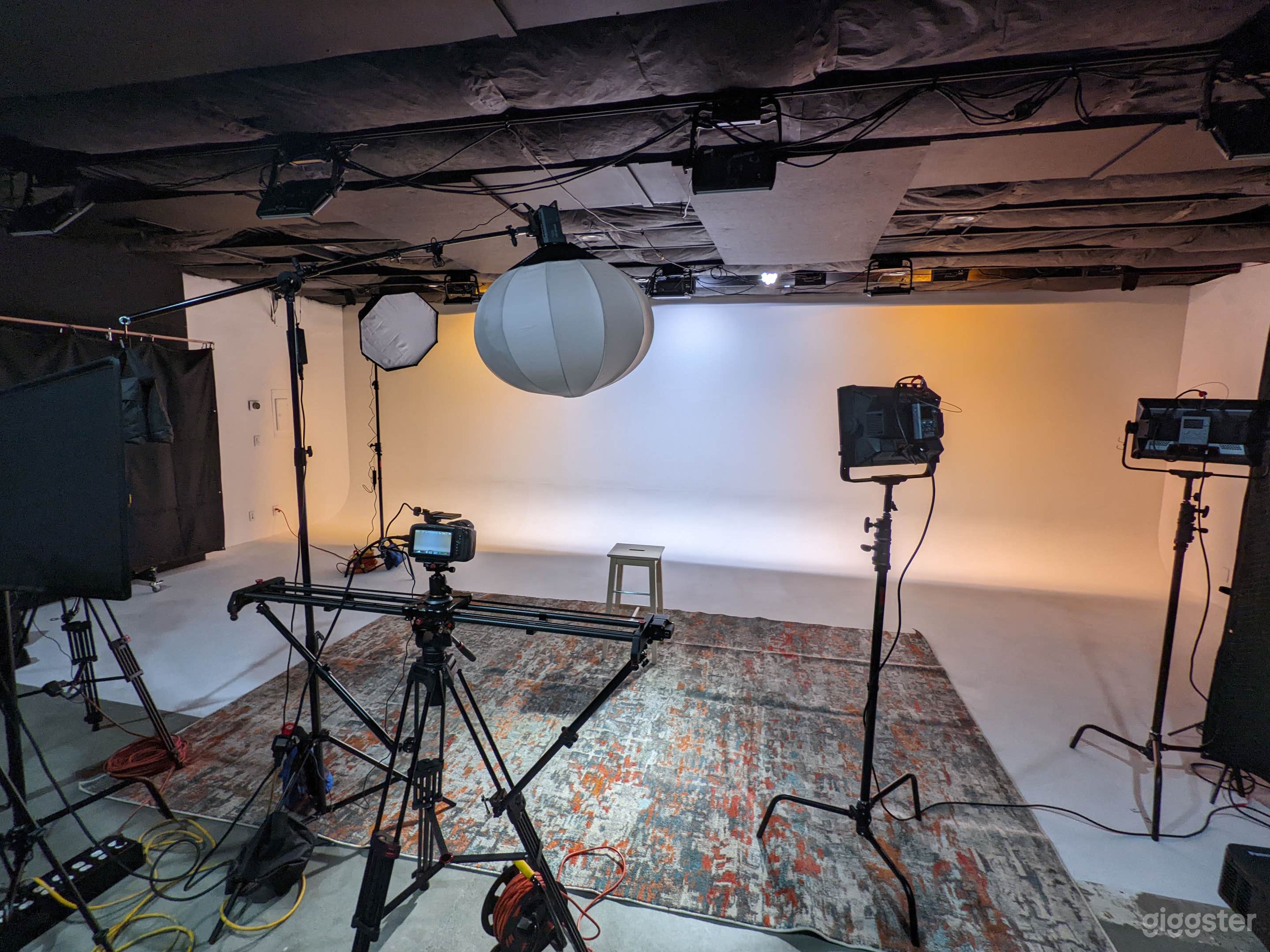 There is no ouside light which provides full lighting control.