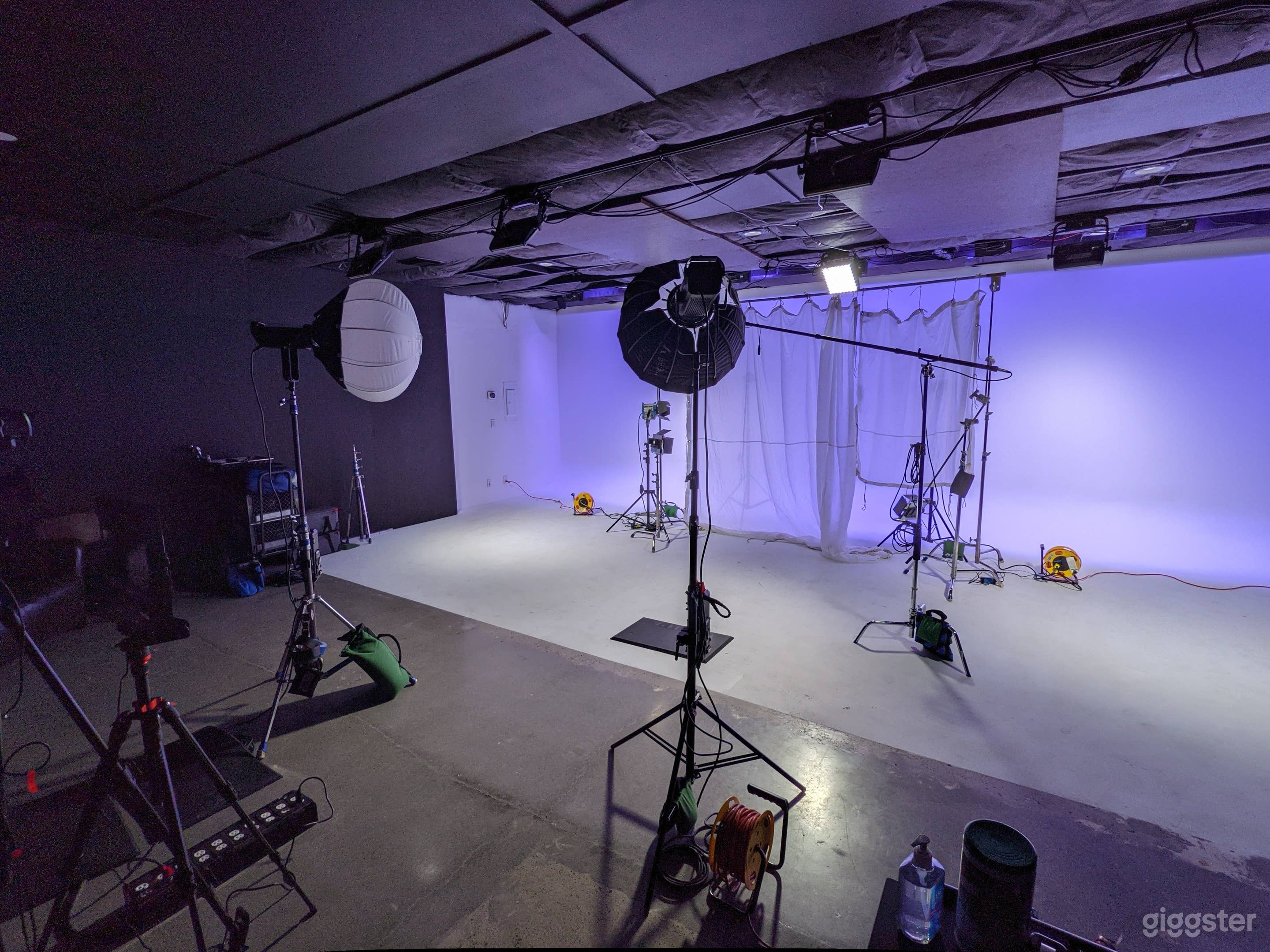 Background lighting is easy as you have access to 8 independent cyc lights for the back cyc wall.