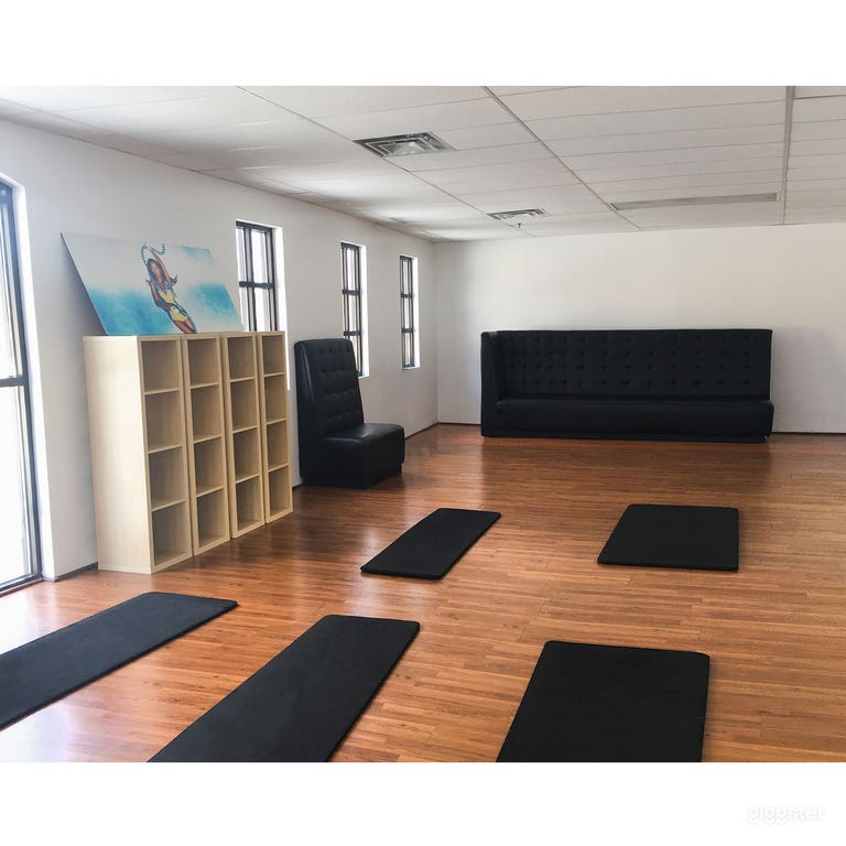  Great Natural Light Studio 2 in Atlanta 