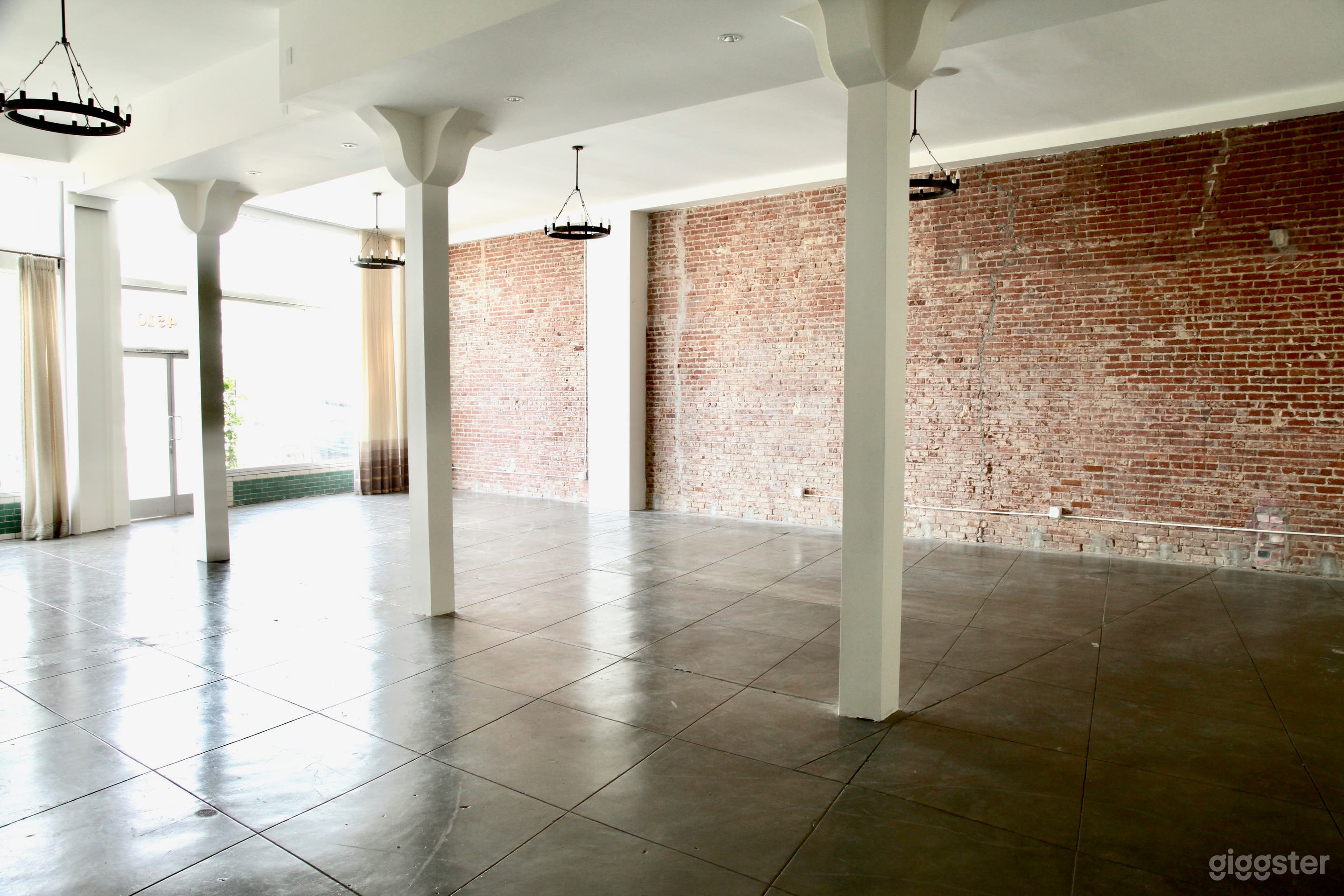 Beautiful Brick Studio & Event Space in Mid City Photo 1