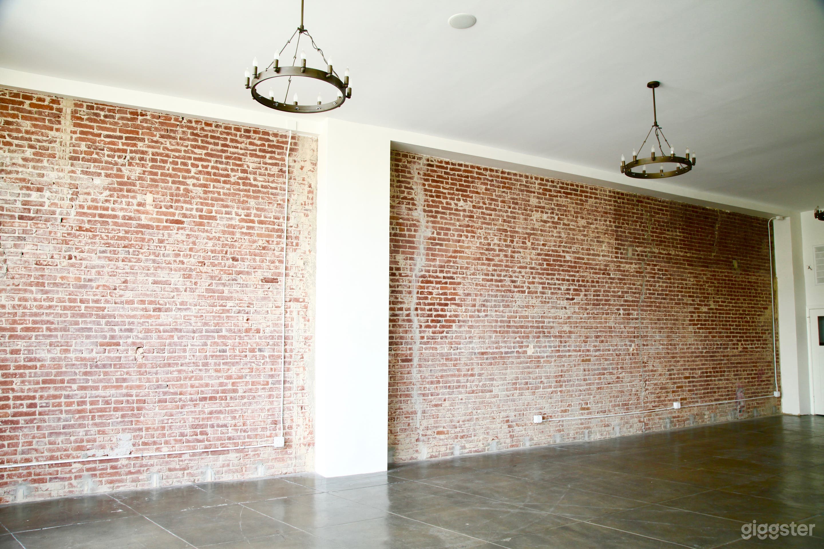 Beautiful Brick Studio & Event Space in Mid City Photo 3