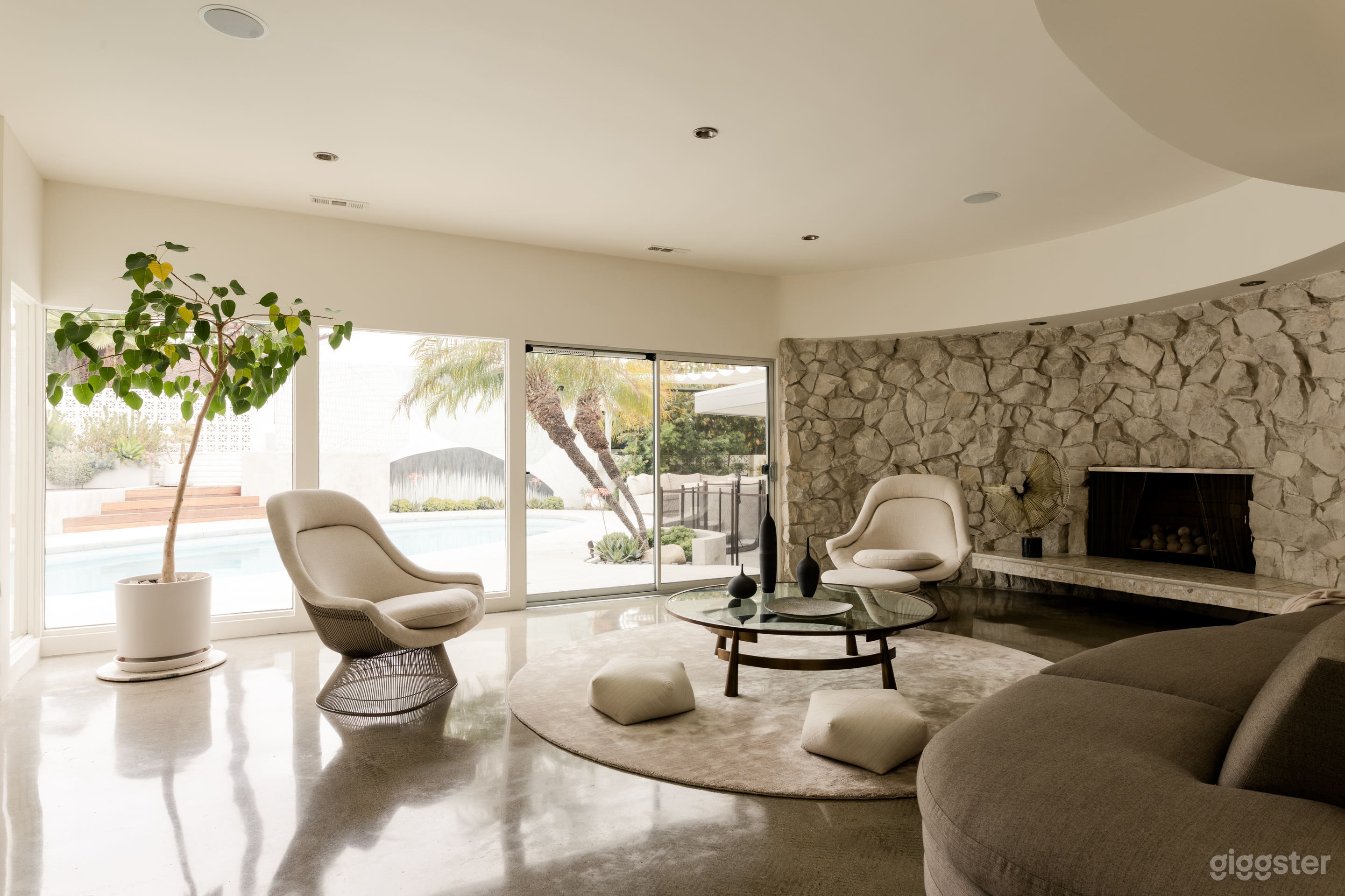 Earthy Retro Photo 4