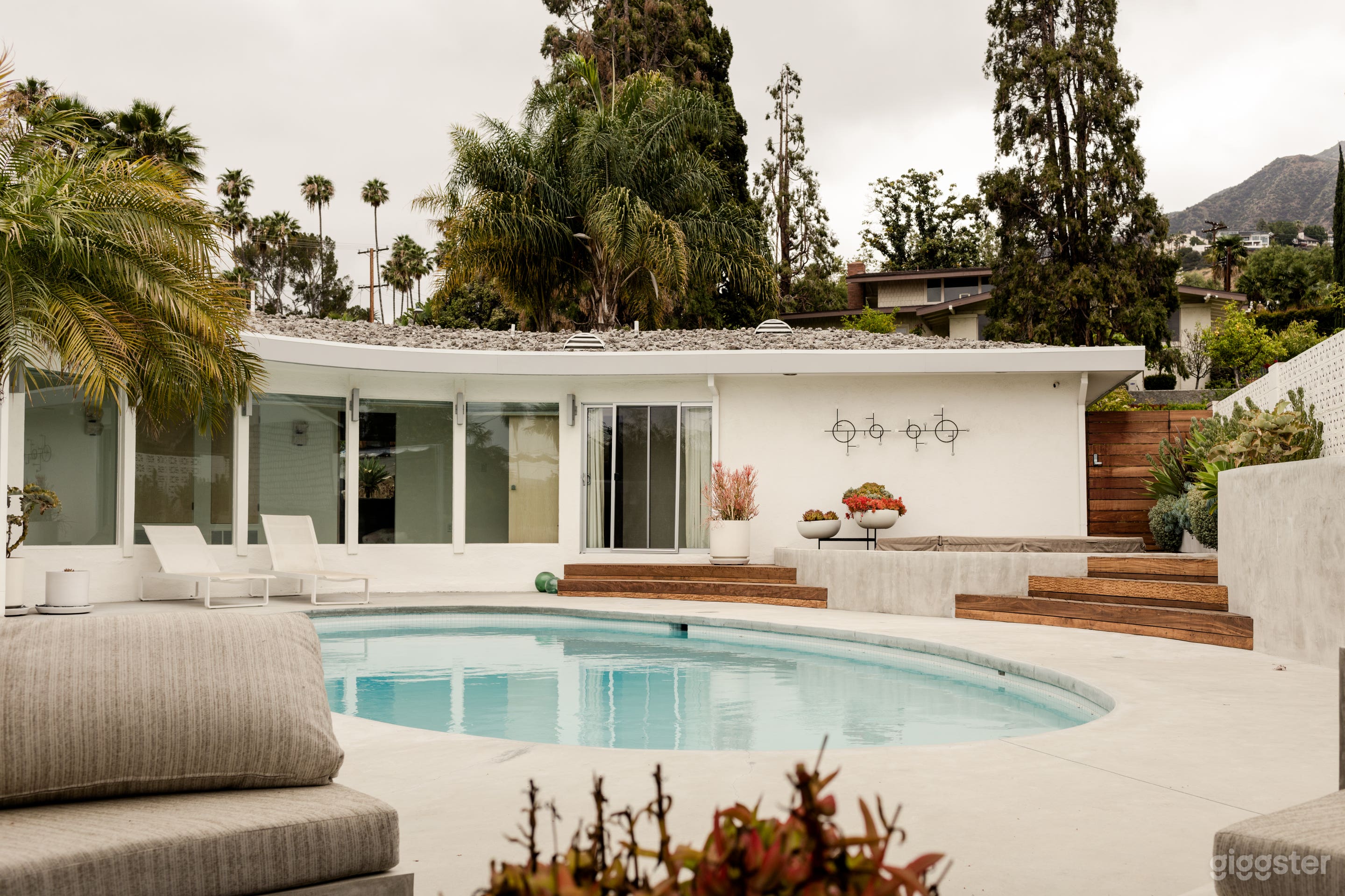 Earthy Retro Photo 1