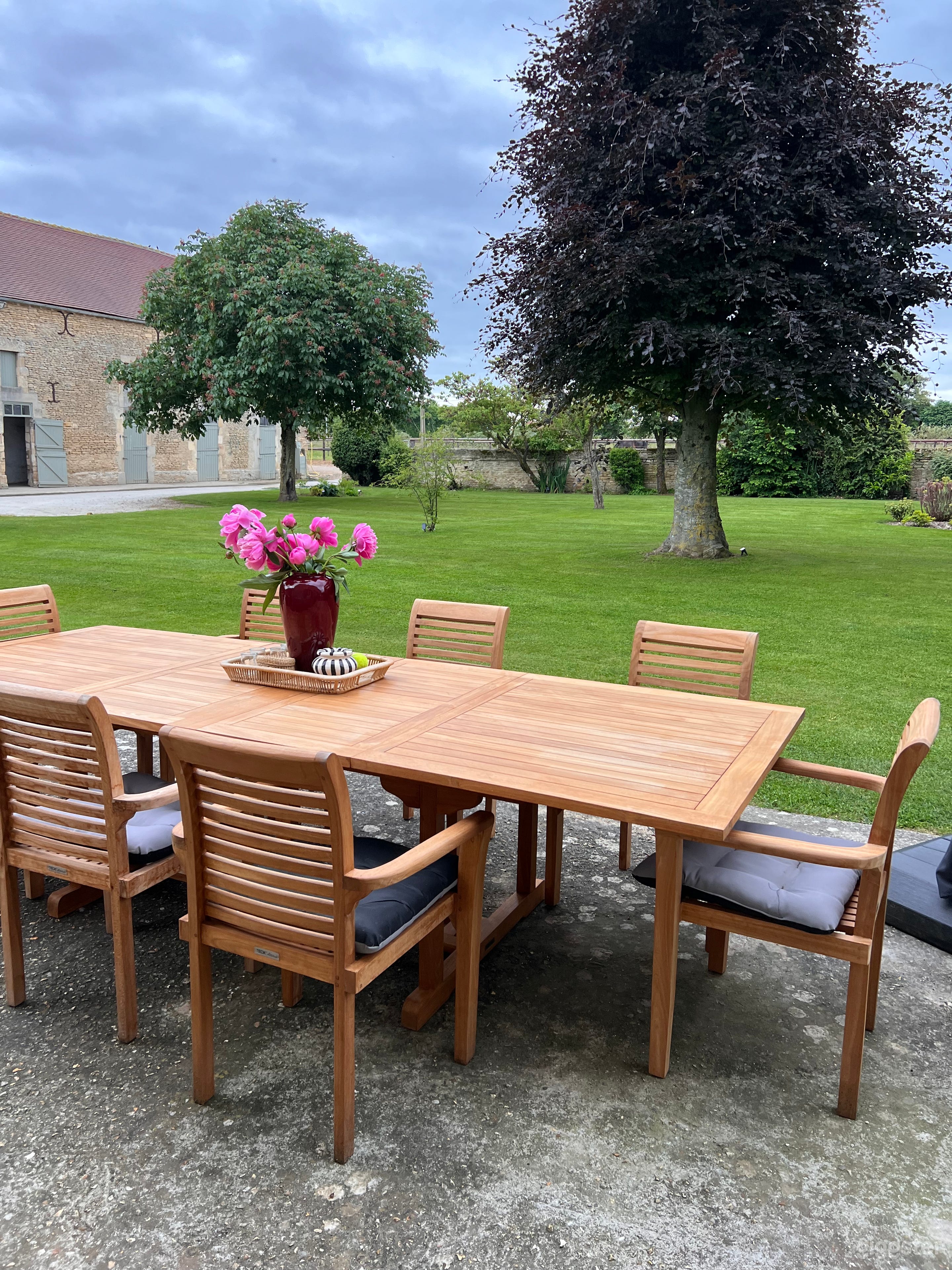 Luxury French Farm Estate with Horses & Gardens Photo 4