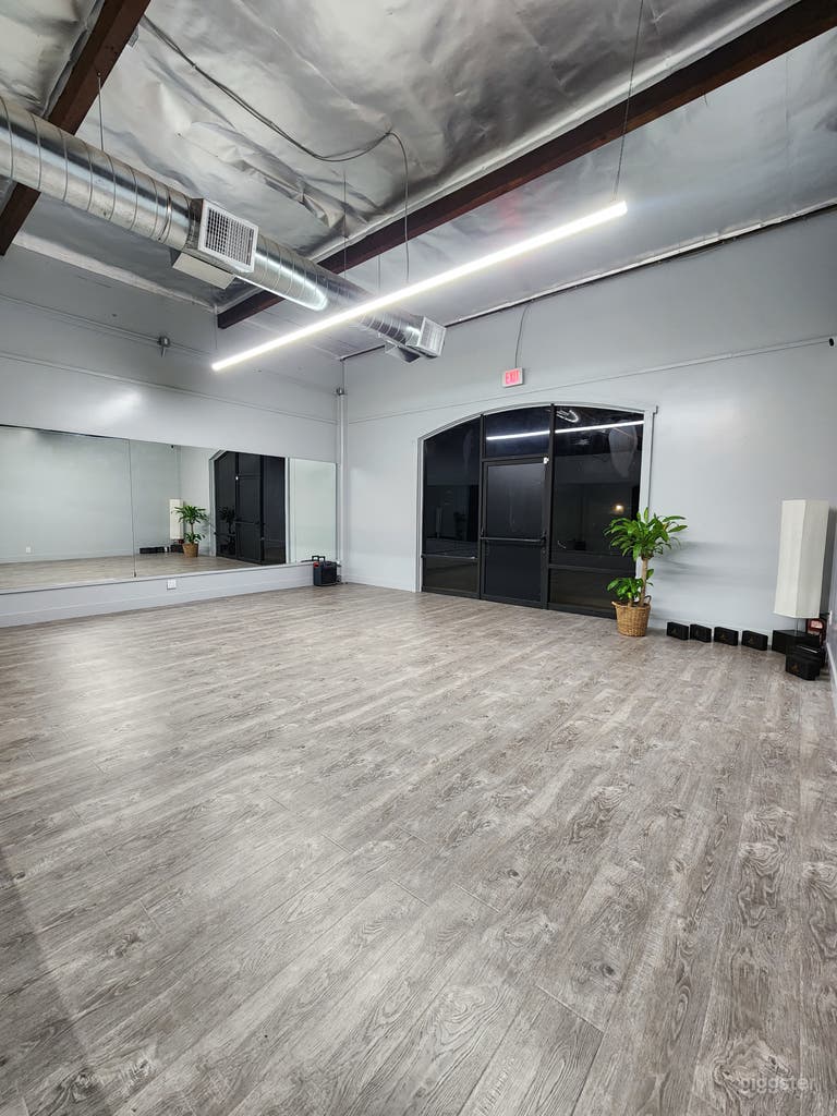  Fitness studio for gym or yoga 
