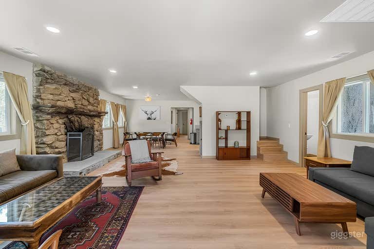  Distinctive Cabin 13 