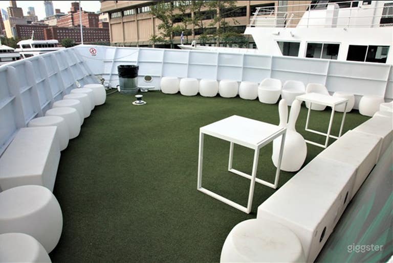  Open-Air Upper Deck with Panoramic Skyline Views 