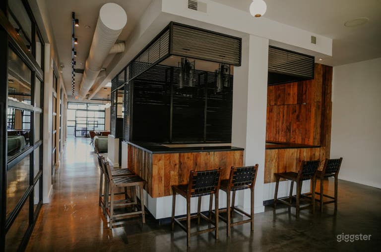  Salle à manger de bureau élégante avec sièges communs modernes 
