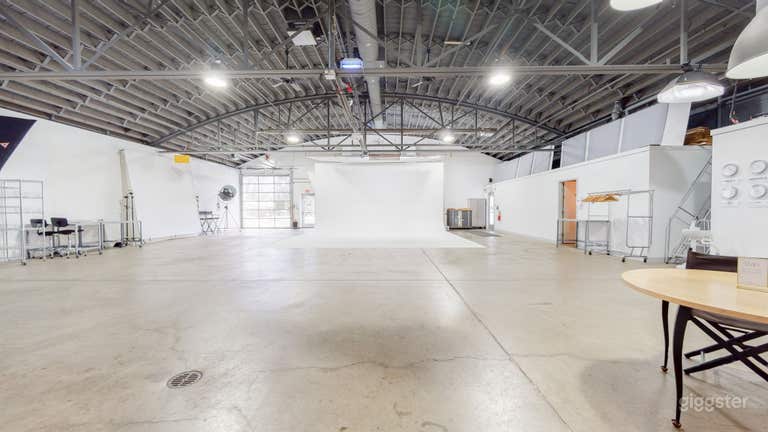  A clean, functional, spacious rental studio 