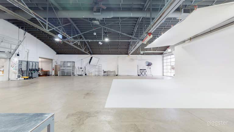  A clean, functional, spacious rental studio 