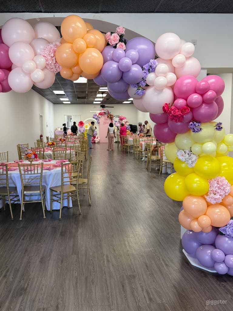  Modern Venue in Metro ATL (w/ Private Room & Kitchenette 