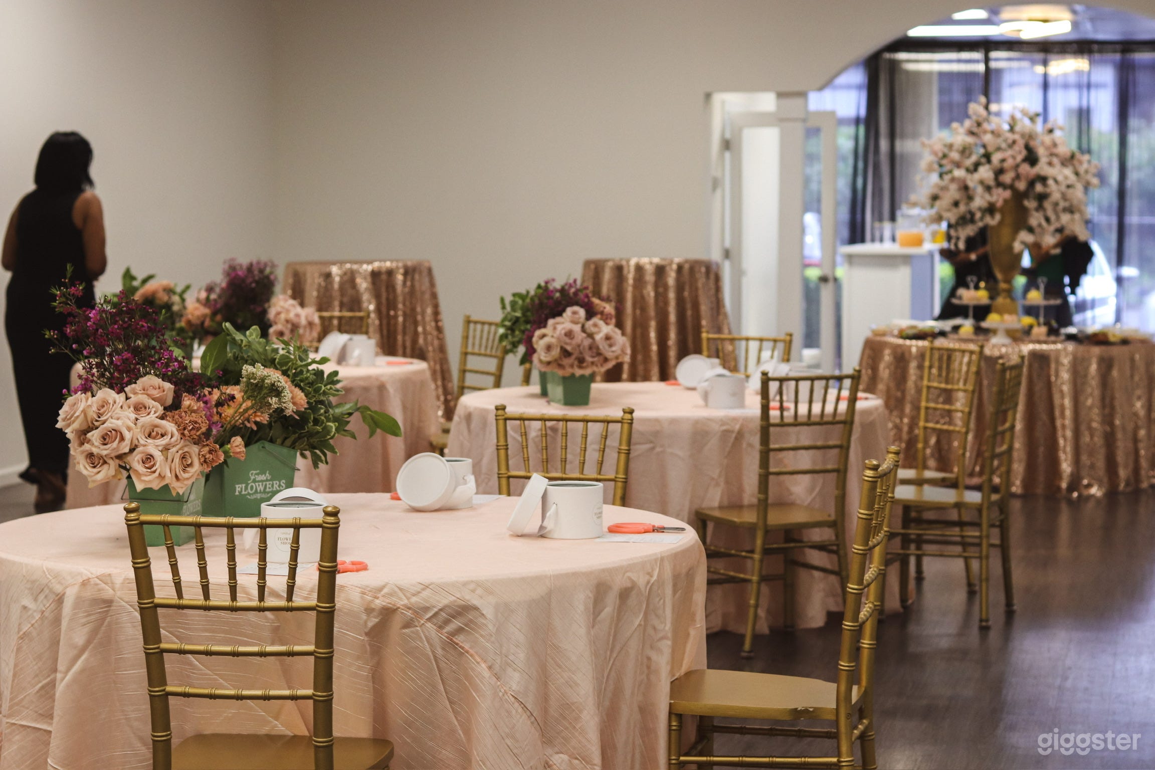 Modern Venue in Metro ATL (w/ Private Room &amp; Kitchenette Photo 3