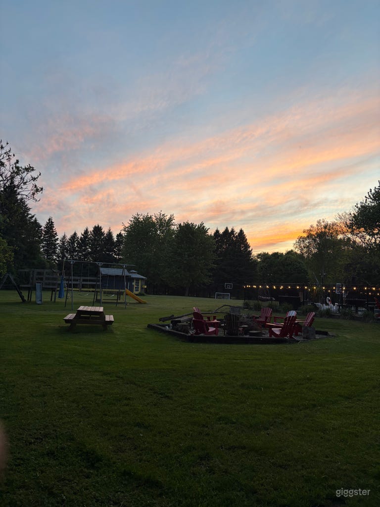  Un retiro recreativo en un impresionante jardín campestre 