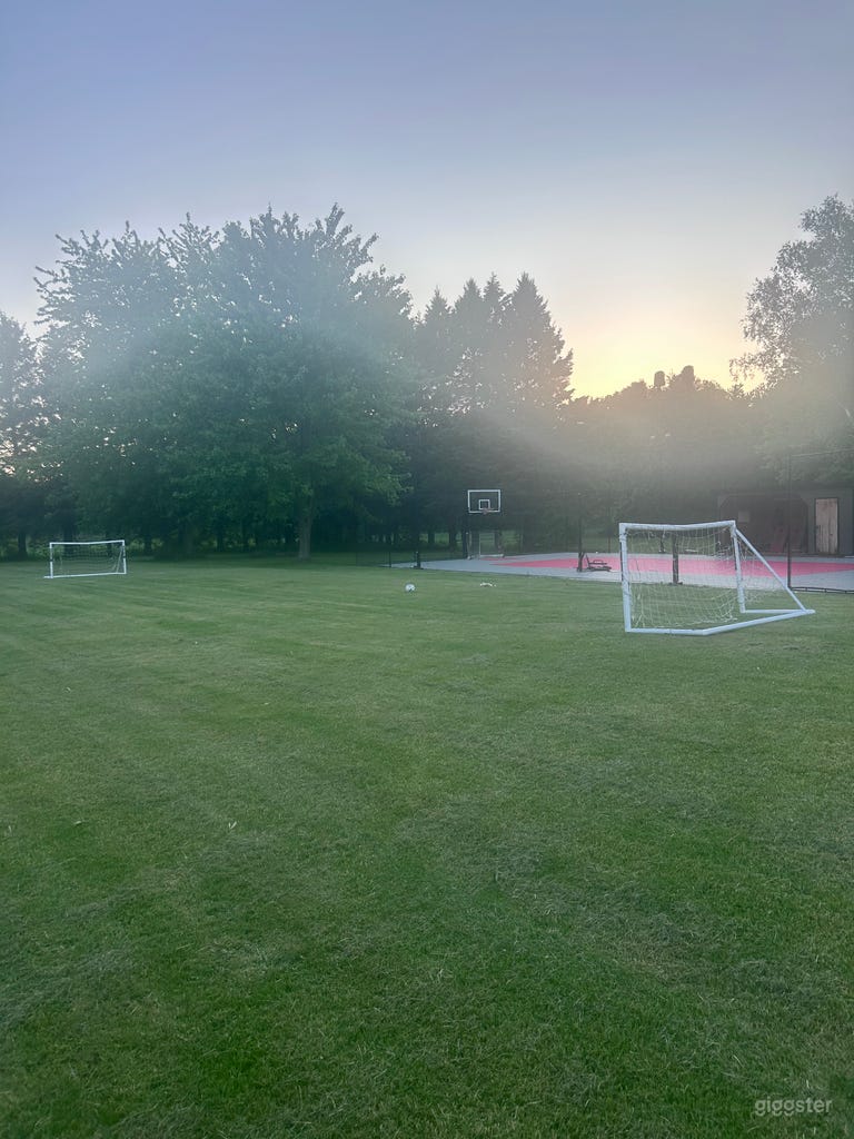  Un retiro recreativo en un impresionante jardín campestre 