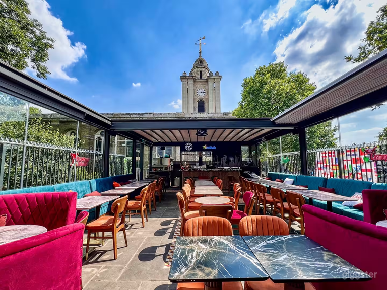  Roof Top Bar & Restaurant 