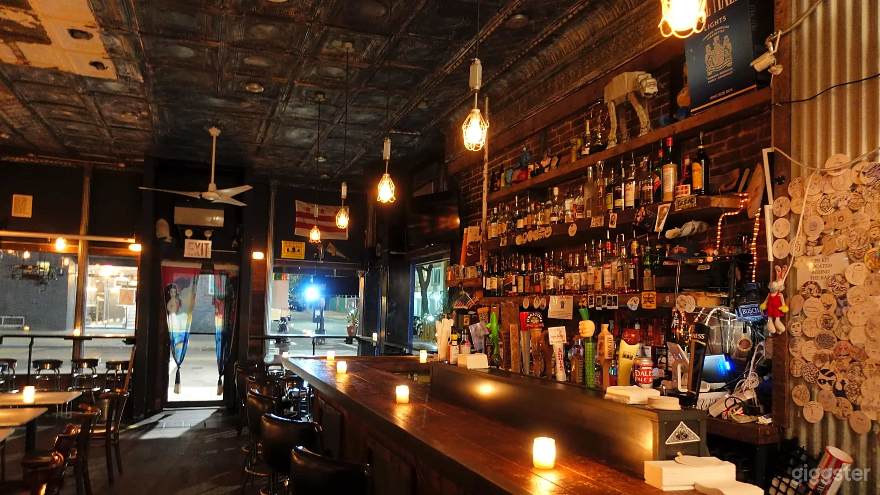 Rustic Corner Bar in Clinton Hill Photo 4