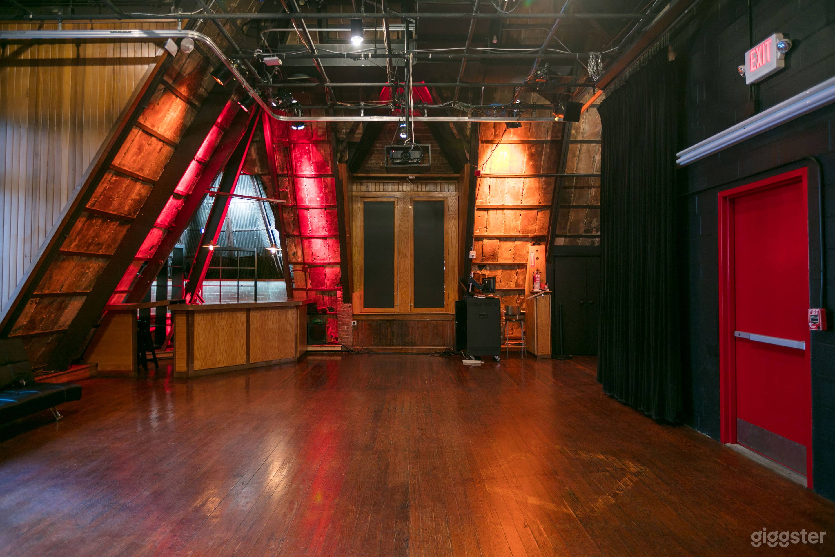 Stunning Studio Space In Manhattan Photo 2