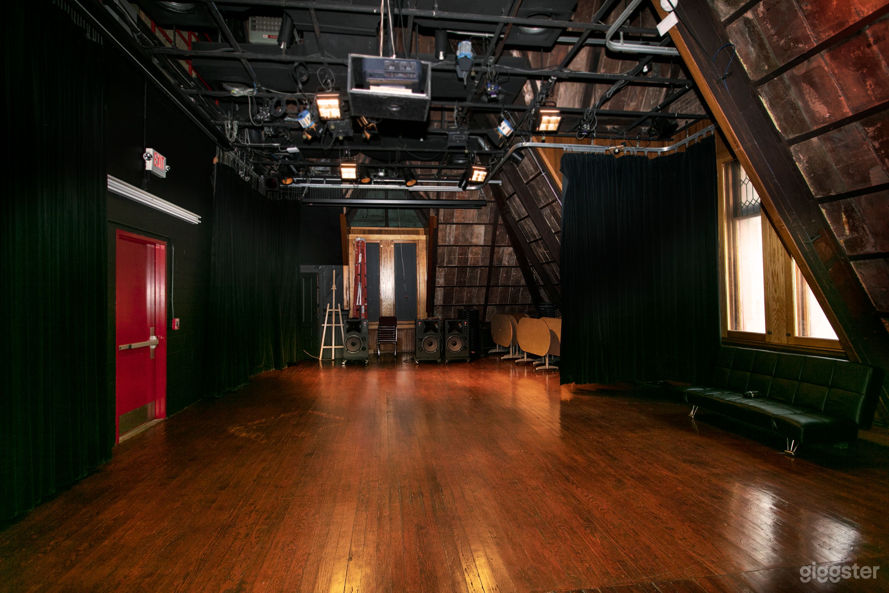 Stunning Studio Space In Manhattan Photo 4