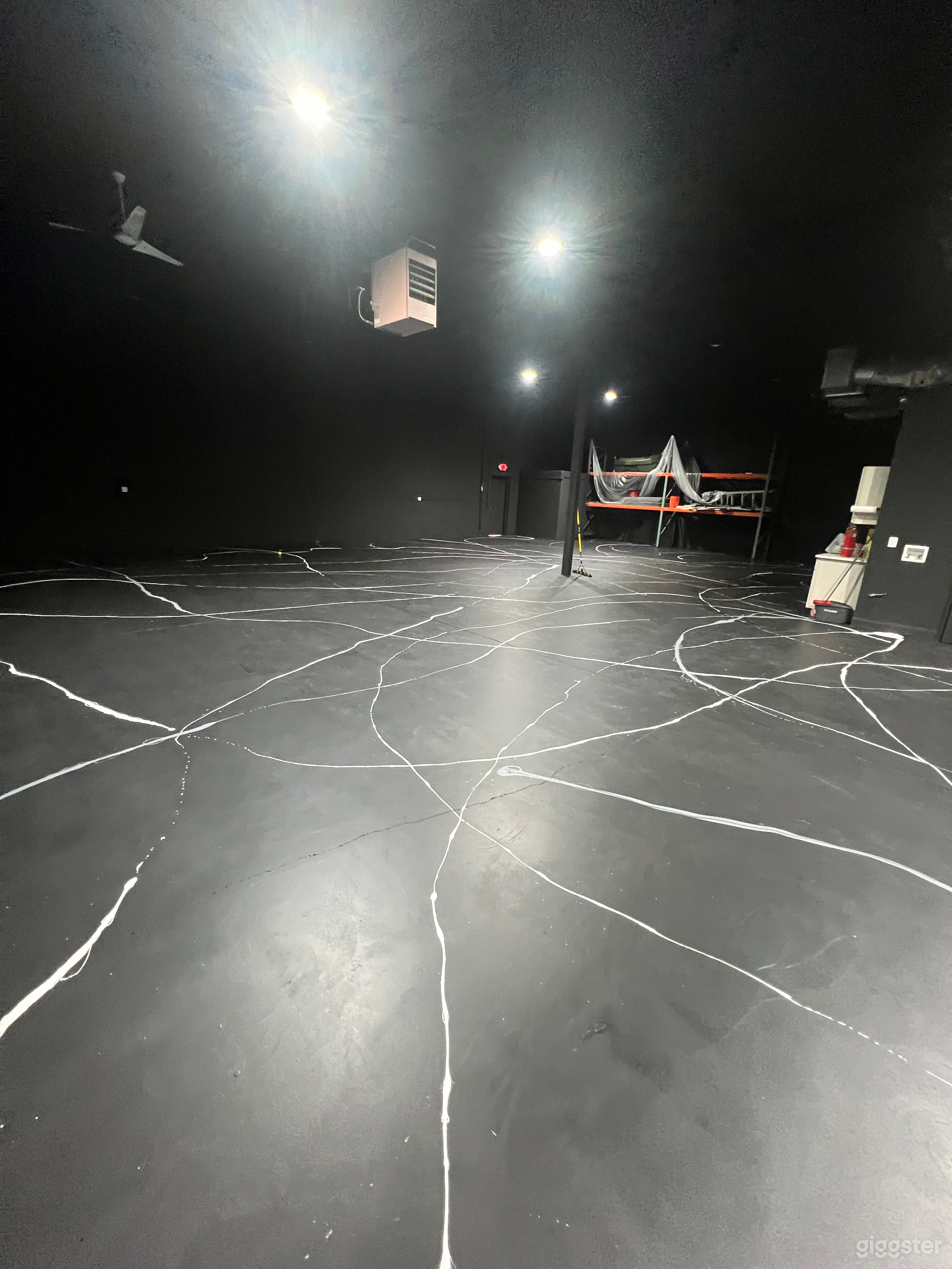 EVENT/PHOTOSHOOT/CATERING SPACE IN TUCKER Photo 1