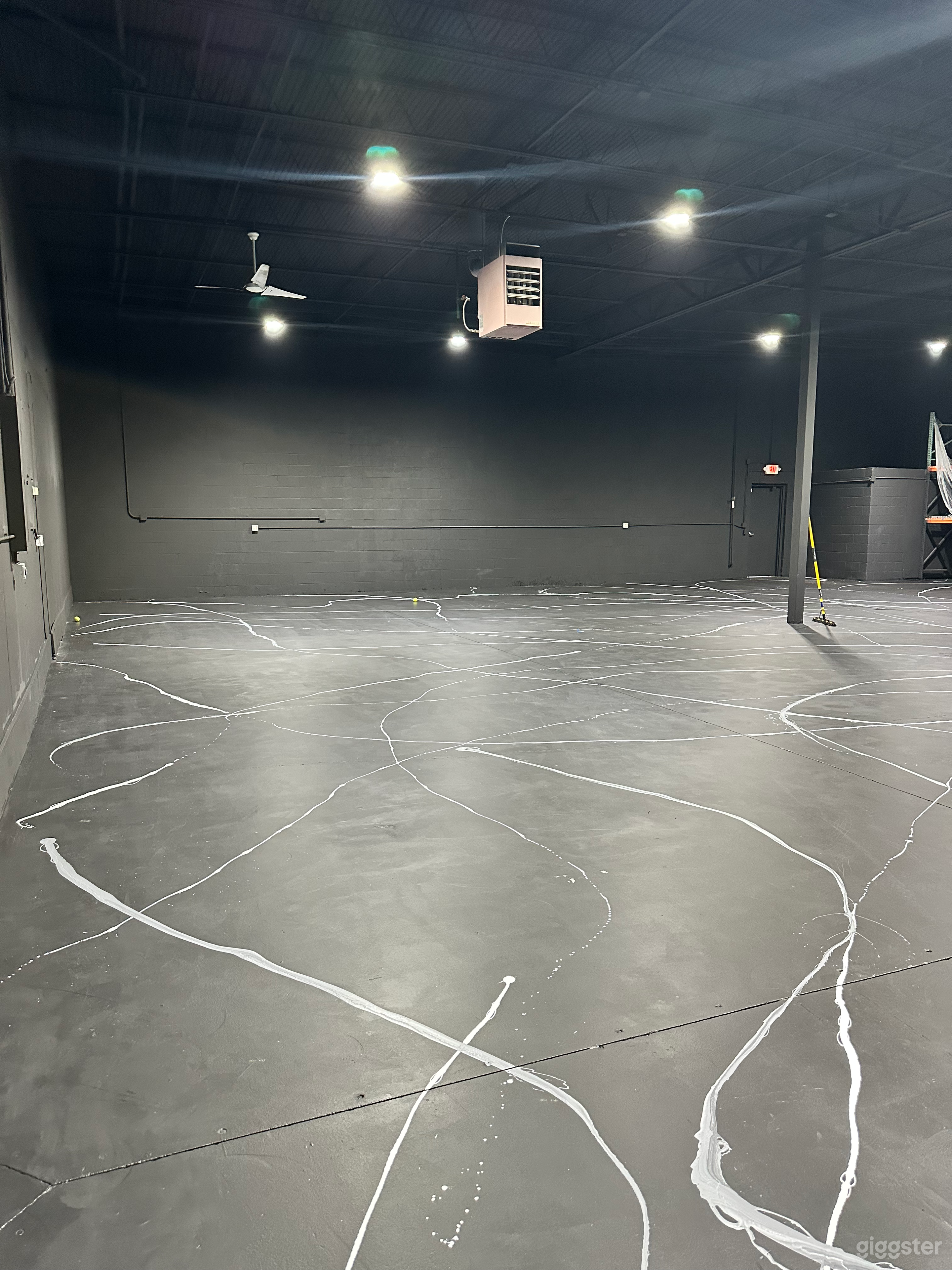 3,500 SqFt Warehouse Space 