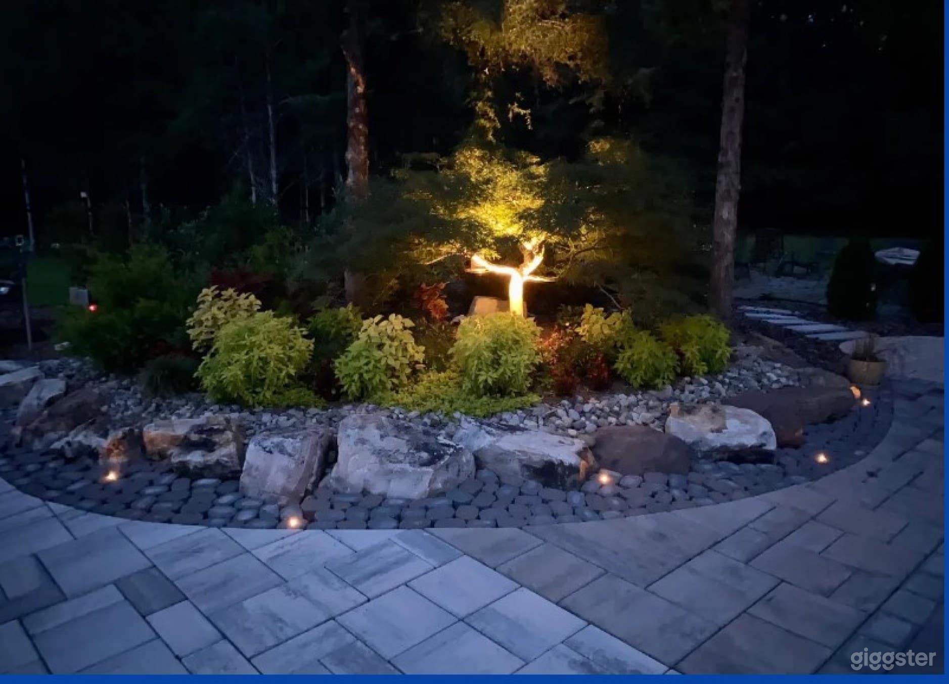 Modern Barn With Patio And Apartment In Rustic Theme (Full Buy Out) Photo 3