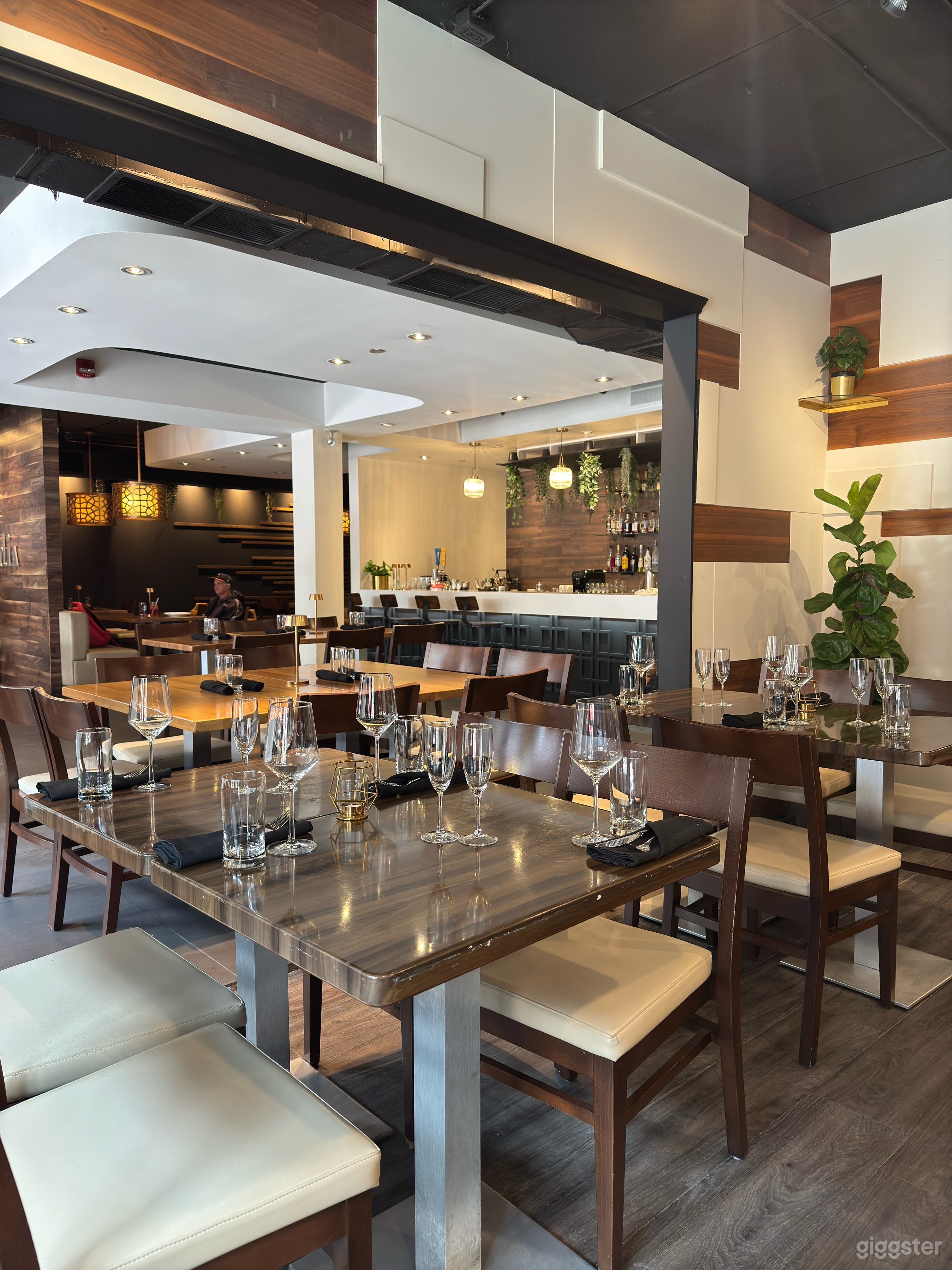 Larger Room in the Vibrant Indian Restaurant Photo 4