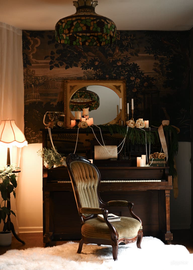  Piano Parlour 