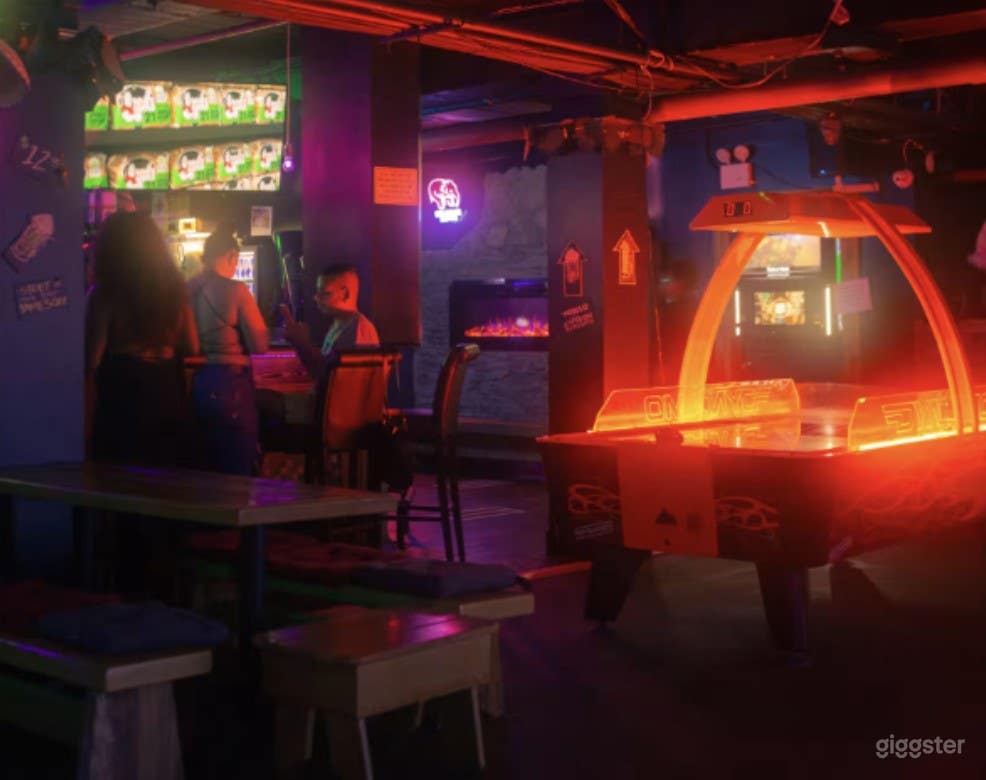 Gameroom and Bar in Brooklyn Photo 3