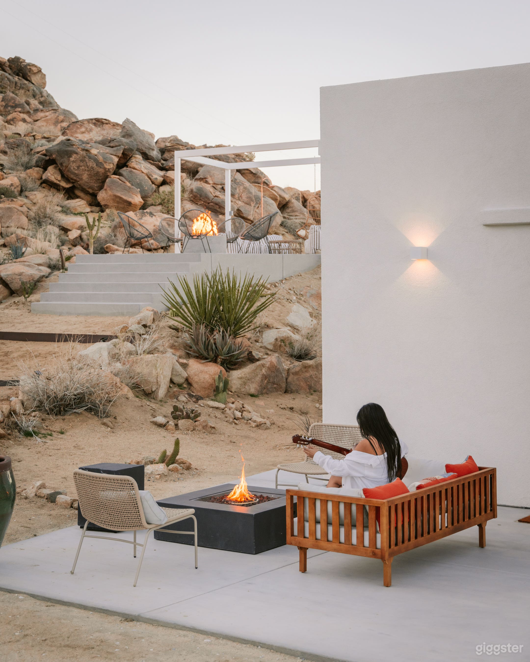 Modern Home w/ Pool &amp; Boulders Photo 4